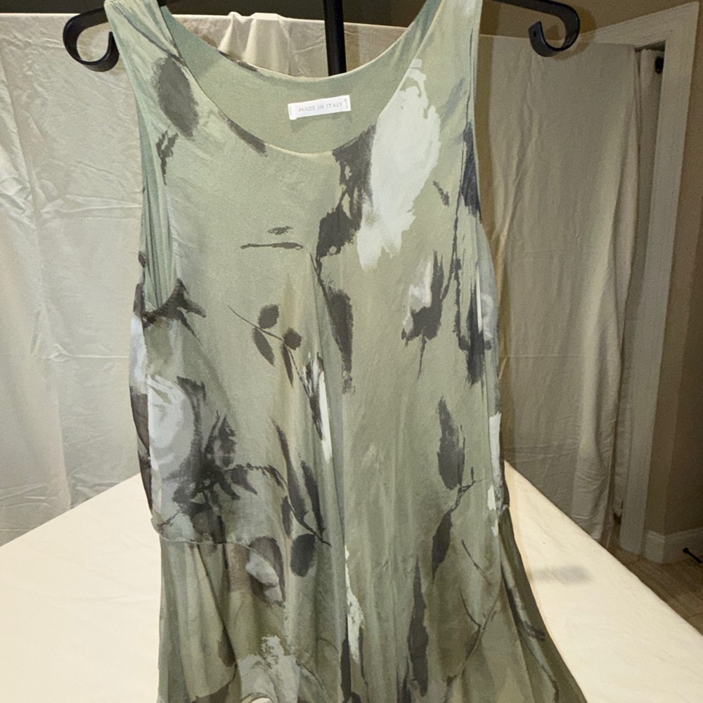 Floral Sleeveless Blouse - Green